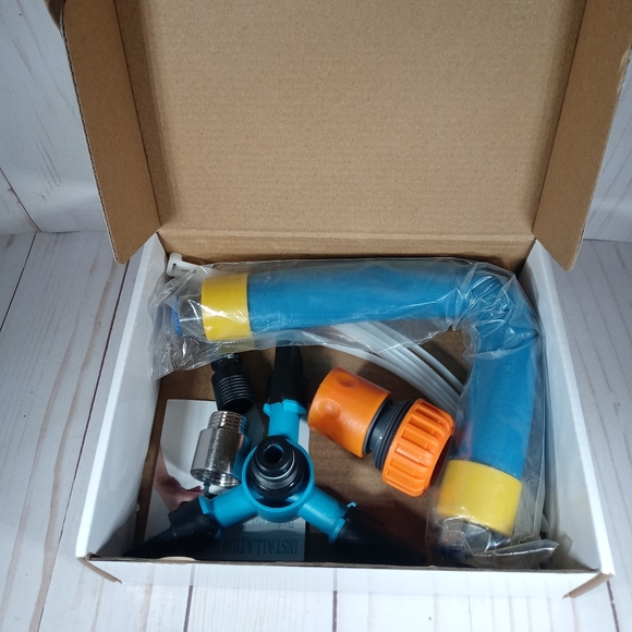 Trampoline Sprinkler - Picture 8 of 10